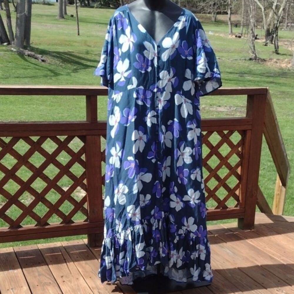 Evans Maxi Sasha Flutter Sleeve Violets Are Blue Floral Dress Size 16